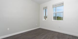 Ocean Creek Gallery 21