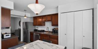 2523 Robinson Place Gallery 4