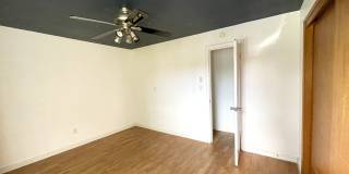 1616 Perry Ave Gallery 22