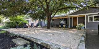 Remodeled Home Next To Zilker Park - 3 BR / 2 BA Remodeled Home Next To Zilker Park - 3 BR / 2 BA Gallery 10