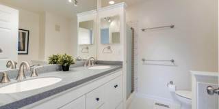 7046 FALLS REACH Drive Gallery 24