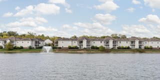 Runaway Bay Apartments Gallery 24