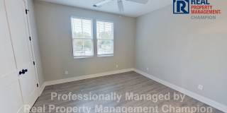 Bright & Open End Unit Townhome Bright & Open End Unit Townhome Gallery 20
