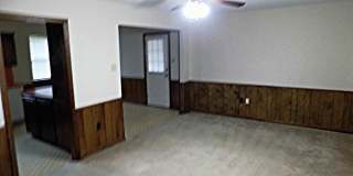 4 Charlotte Gallery 2