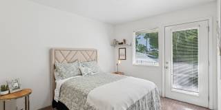 Brentwood Gallery 7
