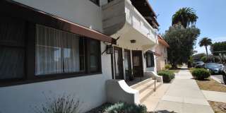 Charming Bluff Heights 1 bed room Gallery 1