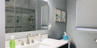 Experience this Short Term Furnished Off season Single Family 2/2 Pool home. Gallery 12