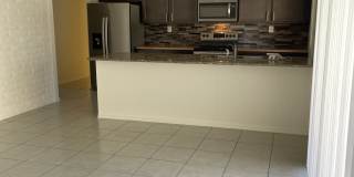 1622 E Del Rio Dr Gallery 24