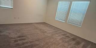Modern 3-Bedroom Home Built in 2023 – Prime Tucson Location Gallery 28