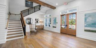 Element Barclay Station Gallery 22