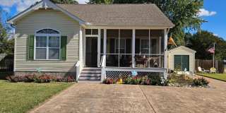 30 Bancroft Avenue Gallery 1
