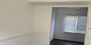 300 Red Oak Drive Gallery 1