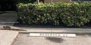 529 E Sheridan St Gallery 25