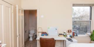 3413 North Elaine Place Gallery 7