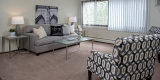 600 10th Ave Apartments Gallery 3