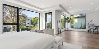 725 N Croft Ave unit: 110 Gallery 19