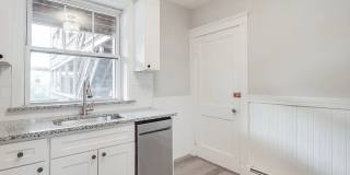 25 Roslyn St # 10 Gallery 3