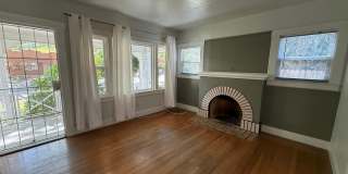 Cozy 2 bed 1 bath available now! Gallery 7