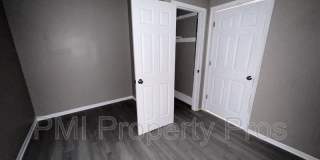1943 N 38th St Gallery 11