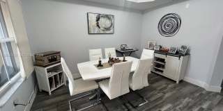 943 SW 143rd Ter Gallery 10