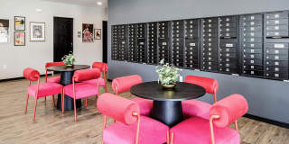 Artisan on 39th Gallery 83