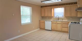 2 Bed 1.5 Bath 1 Car Garage in Henderson Hills Addition Edmond, OK 2 Bed 1.5 Bath 1 Car Garage in Henderson Hills Addition Edmond, OK Gallery 16