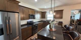 Awesome 4Bed 3Bath Home in Watertown! Gallery 3