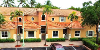4950 Tradewinds Ter Gallery 1