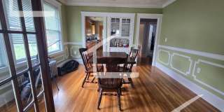 3 bed in Brighton steps from BC Gallery 3