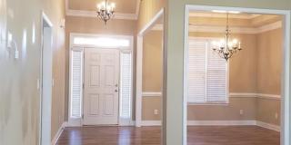 Wow! 3 bedroom 2 bathroom home in Newnan! Must See! Gallery 3