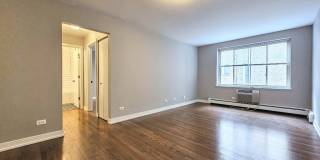 528 W Oakdale Gallery 1