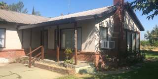 3 bed / 1 ba country house - Live Oak Gallery 1