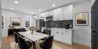 1911 W HUNTING PARK Avenue Gallery 1
