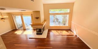 Charming and Move-in Ready 3BD/2.5BA, Two-Story Townhouse in Miravilla at Gale Ranch, San Ramon- Available NOW! Gallery 11