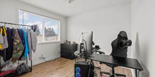 402 166th Street South Gallery 10