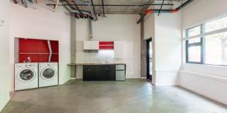 Mad Flats - Live Bold. Work Free. Play Capitol Hill. Gallery 21