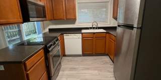 3-Bedroom 1 1/2 bathroom home in Springfield Gallery 4