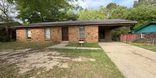 2950 Hillcrest Drive Gallery 1