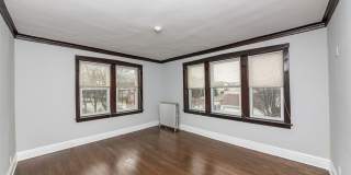 2514 W Belle Plaine Gallery 9