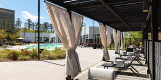 550 Northridge Gallery 14
