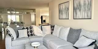 3530 Mystic Pointe Dr Gallery 8