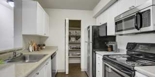 On the Green at Harbour Pointe Gallery 27