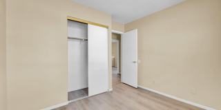 N Las Vegas Single Family Home - New Paint and LVP Flooring Gallery 30