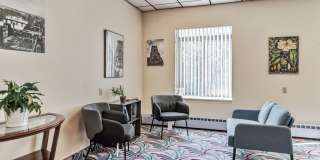 Park Glenview Apartments- Boutique Senior Living Gallery 13