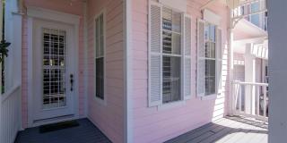 947 HEMINGWAY CIRCLE Gallery 76