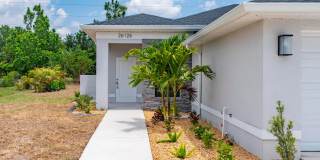 NEW Villa-duplex home with quartz counters, 2-car garage, and a rear patio Gallery 3