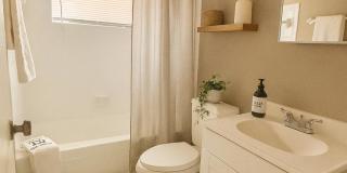 Appletree North Gallery 8