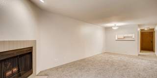 2 Bedroom Corner Unit, excellent location!! 2 Bedroom Corner Unit, excellent location!! Gallery 6