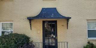1042 NE Saint Charles Avenue Gallery 1