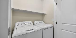 Clean 2 Bedroom. 2 bath apartment Gallery 21